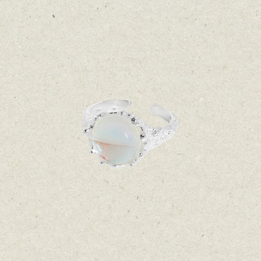 Anillo de piedra lunar