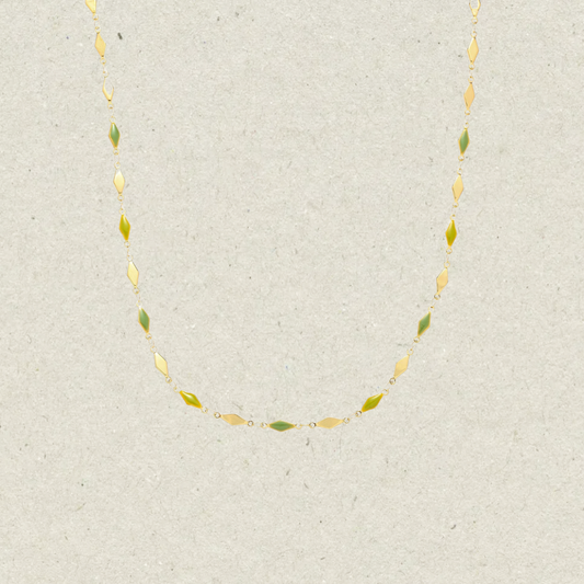 Diamond-Type Necklace