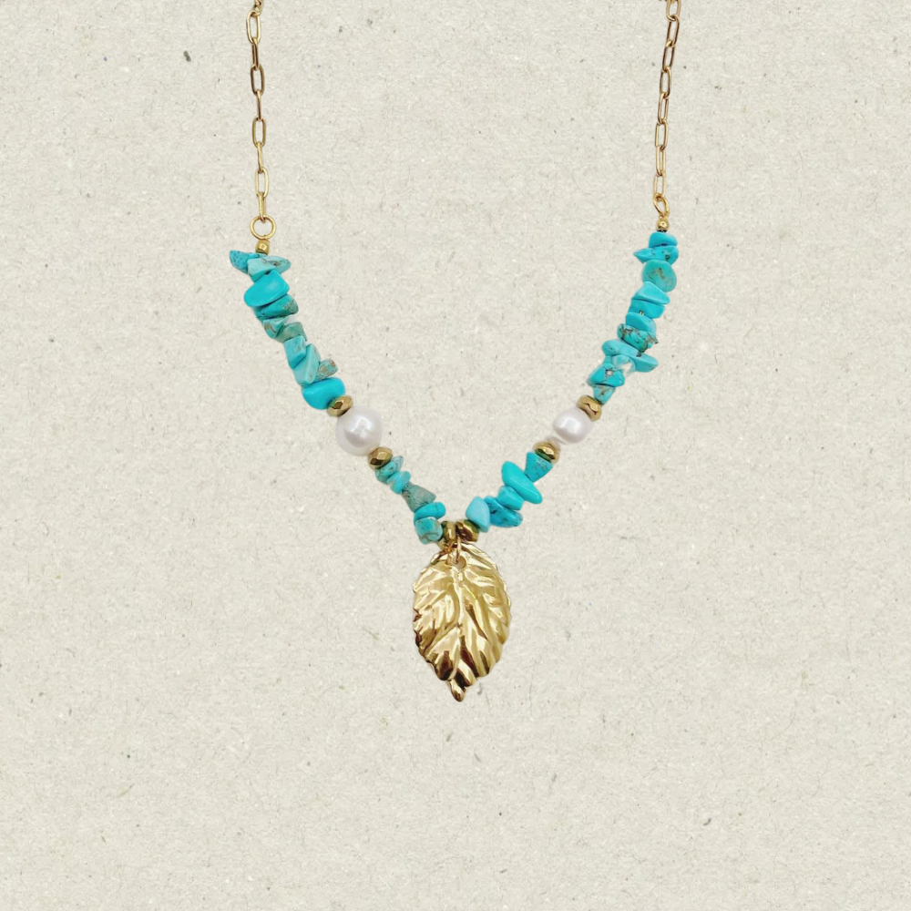 Colored Crushed Stones Necklace