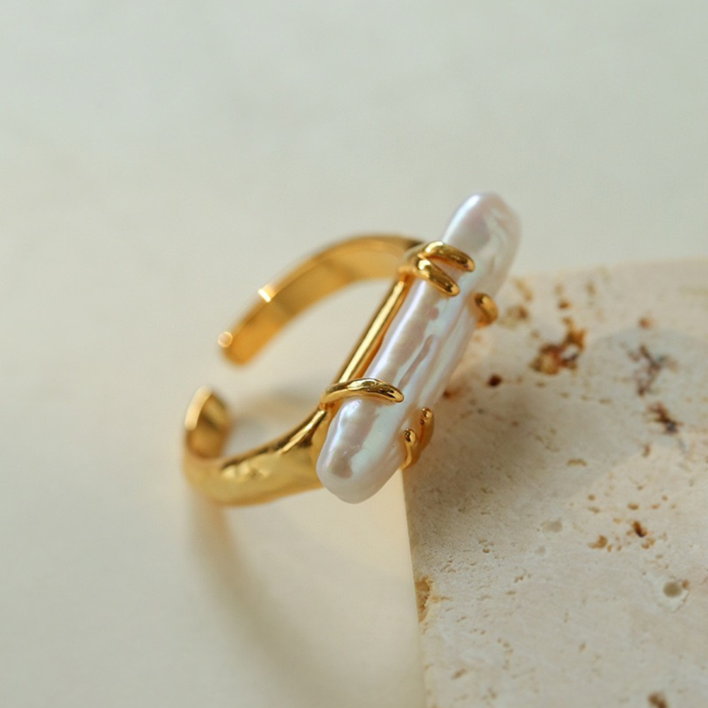 Shaped Pearls Ring